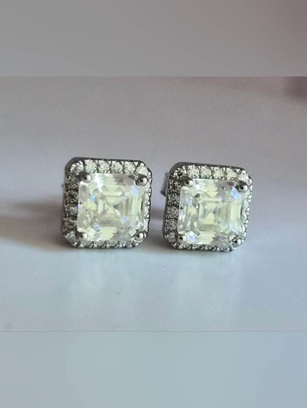 Moissanite Stud Earrings 💖